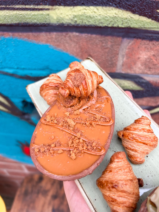 Biscoff cheesecake croissant egg