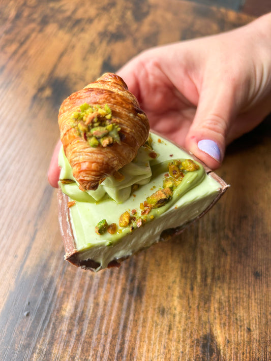 Pistachio Cheesecake croissant egg