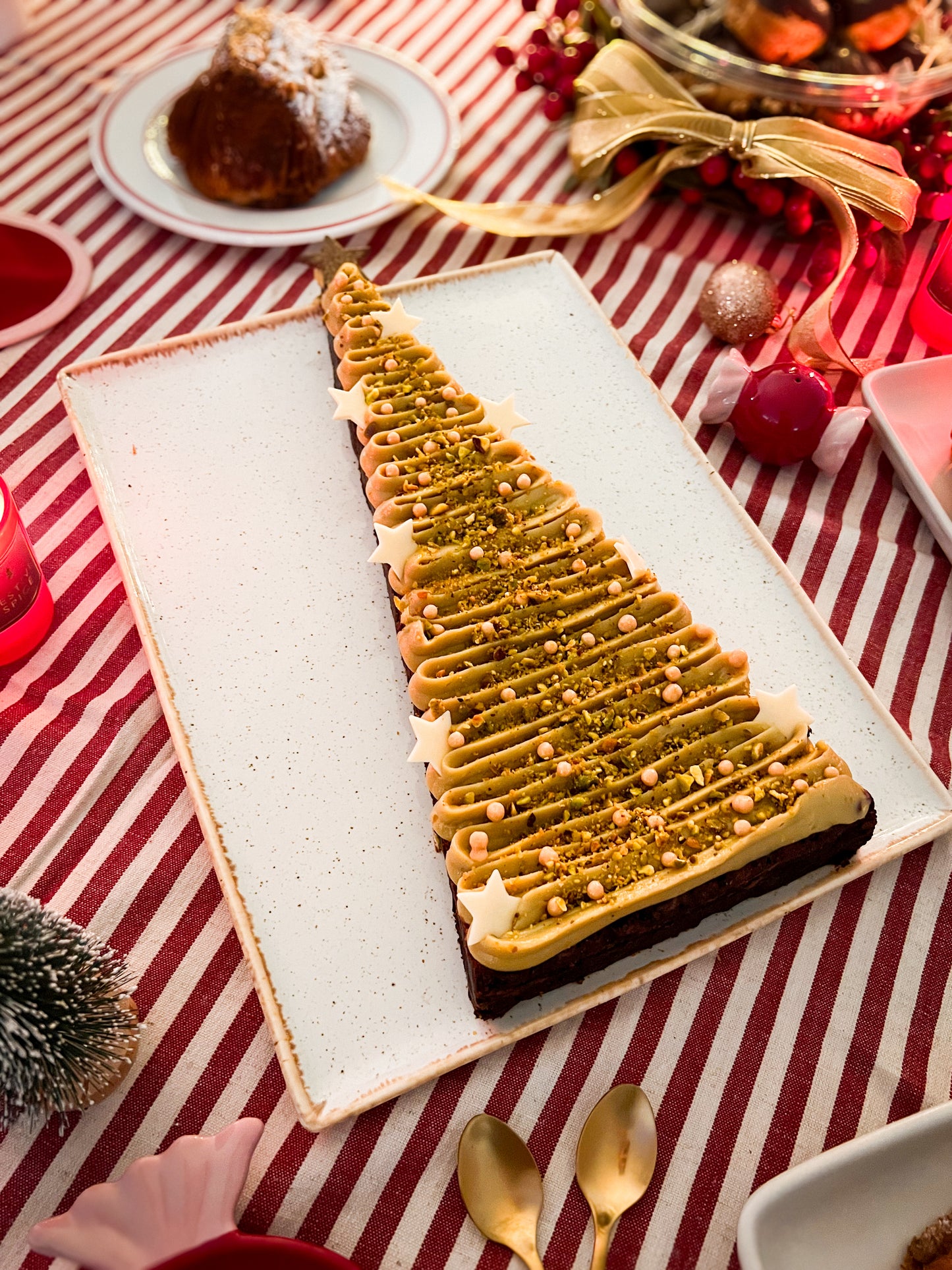 Giant Pistachio & Chocolate Brownie Tree